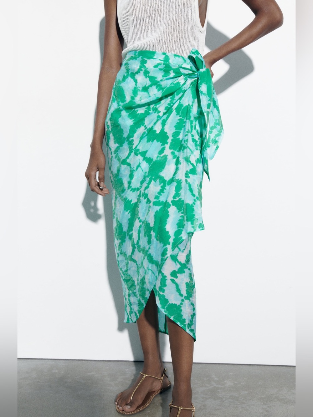 ZARA Knotted Green Turquoise Tie Dye Print Swim Beach Sarong Midi Skirt S NEW